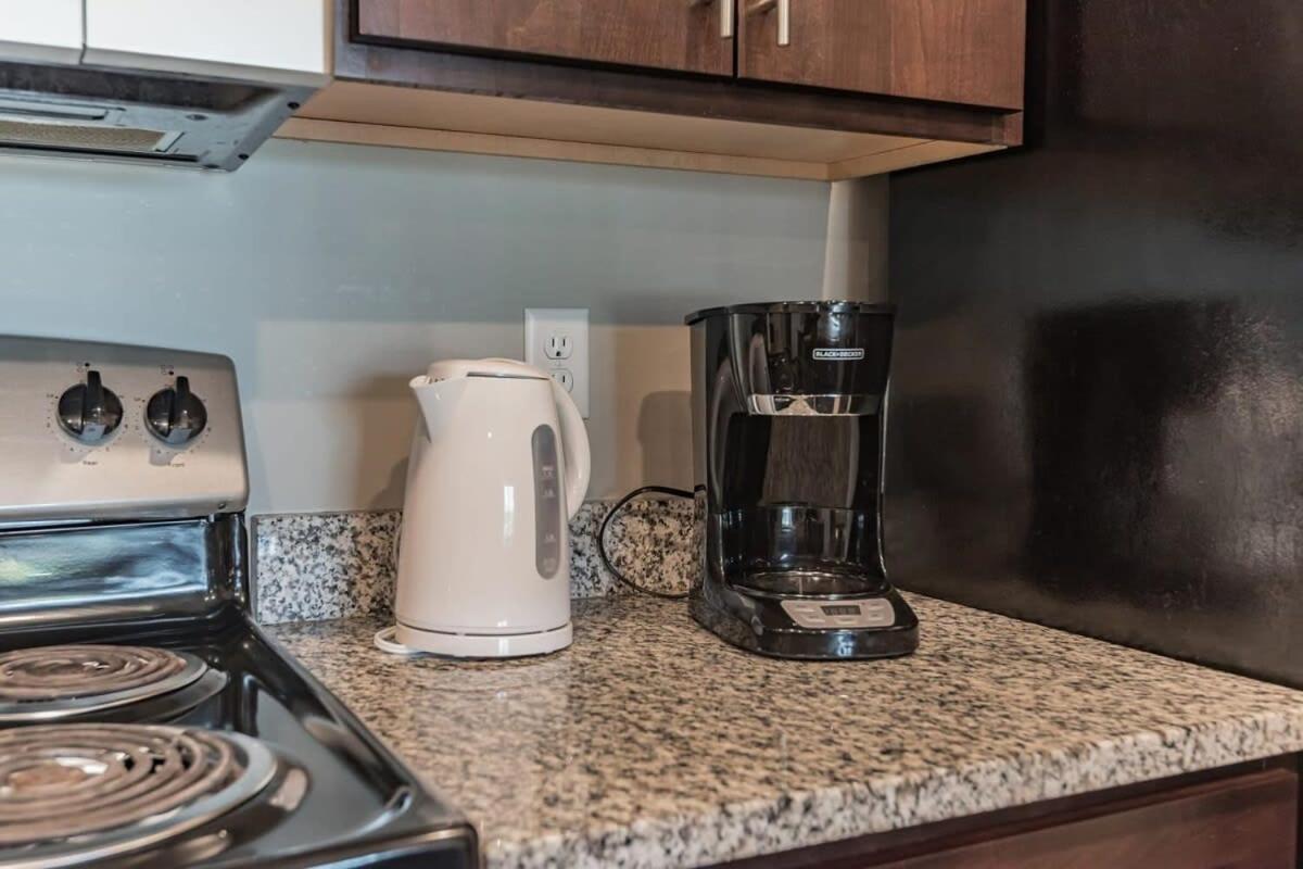 Spacious 2Br Suite Plus Patio Near Iowa State Ames Exterior foto